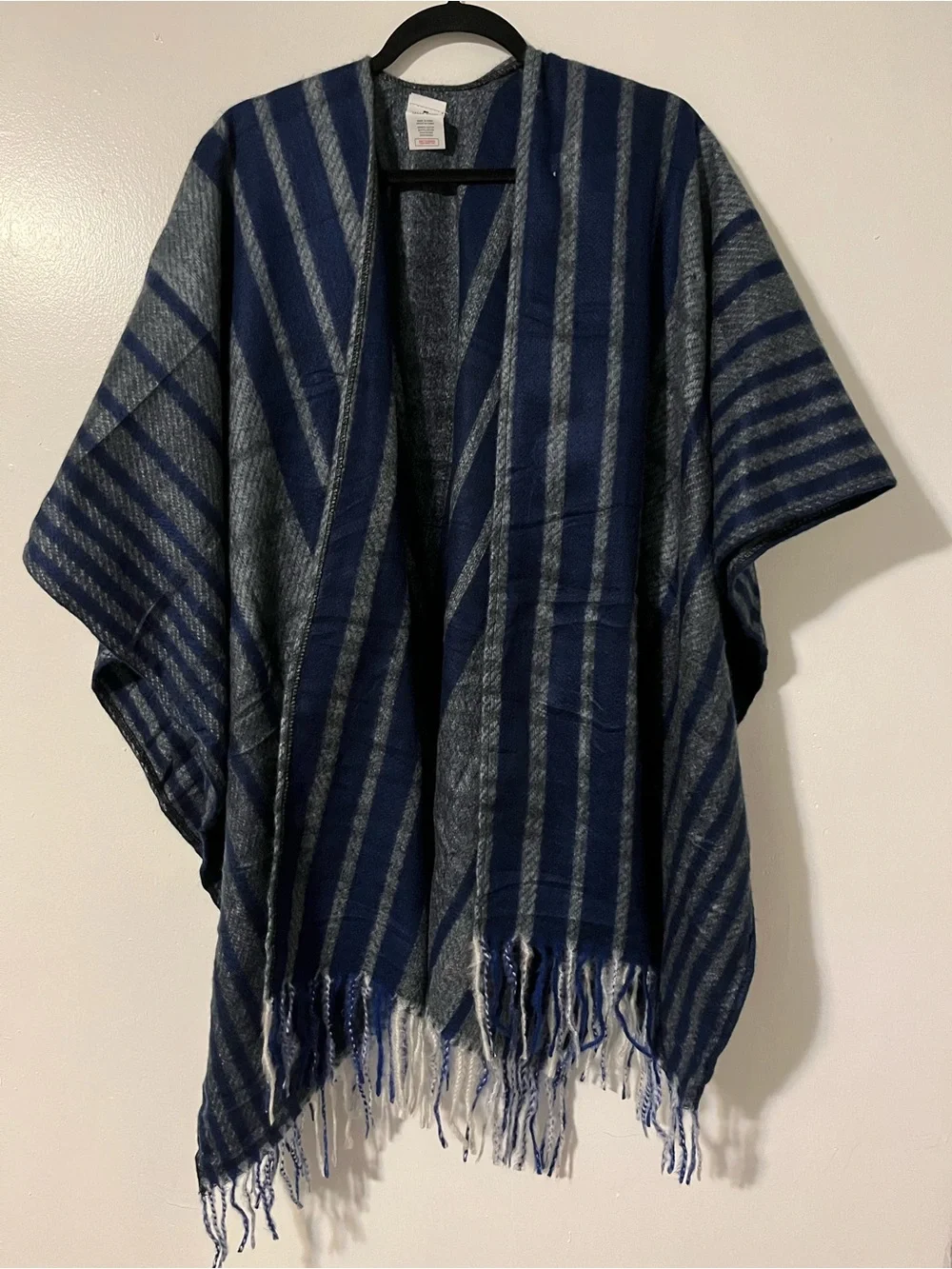 Woolrich Navy & Gray Shall-Cape & MK Black & White Logo Scarf